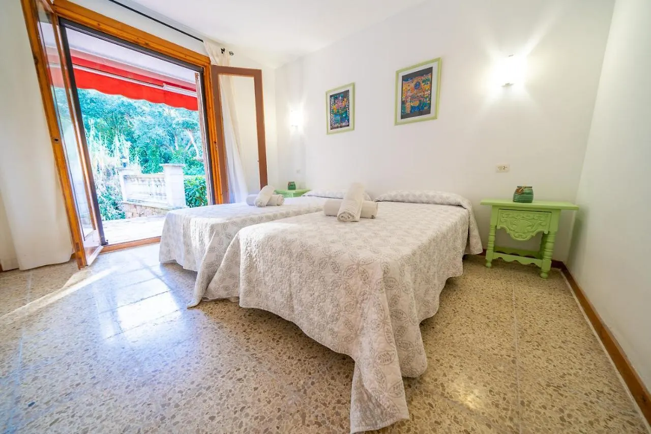 Villa Natura Lux, Piscina Privada Y Zona Exterior Tossa de Mar 0*,  Hiszpania